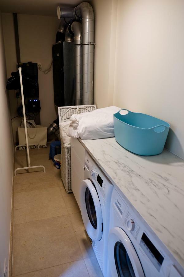 Modern Appartment In The Heart Of 헨트 외부 사진